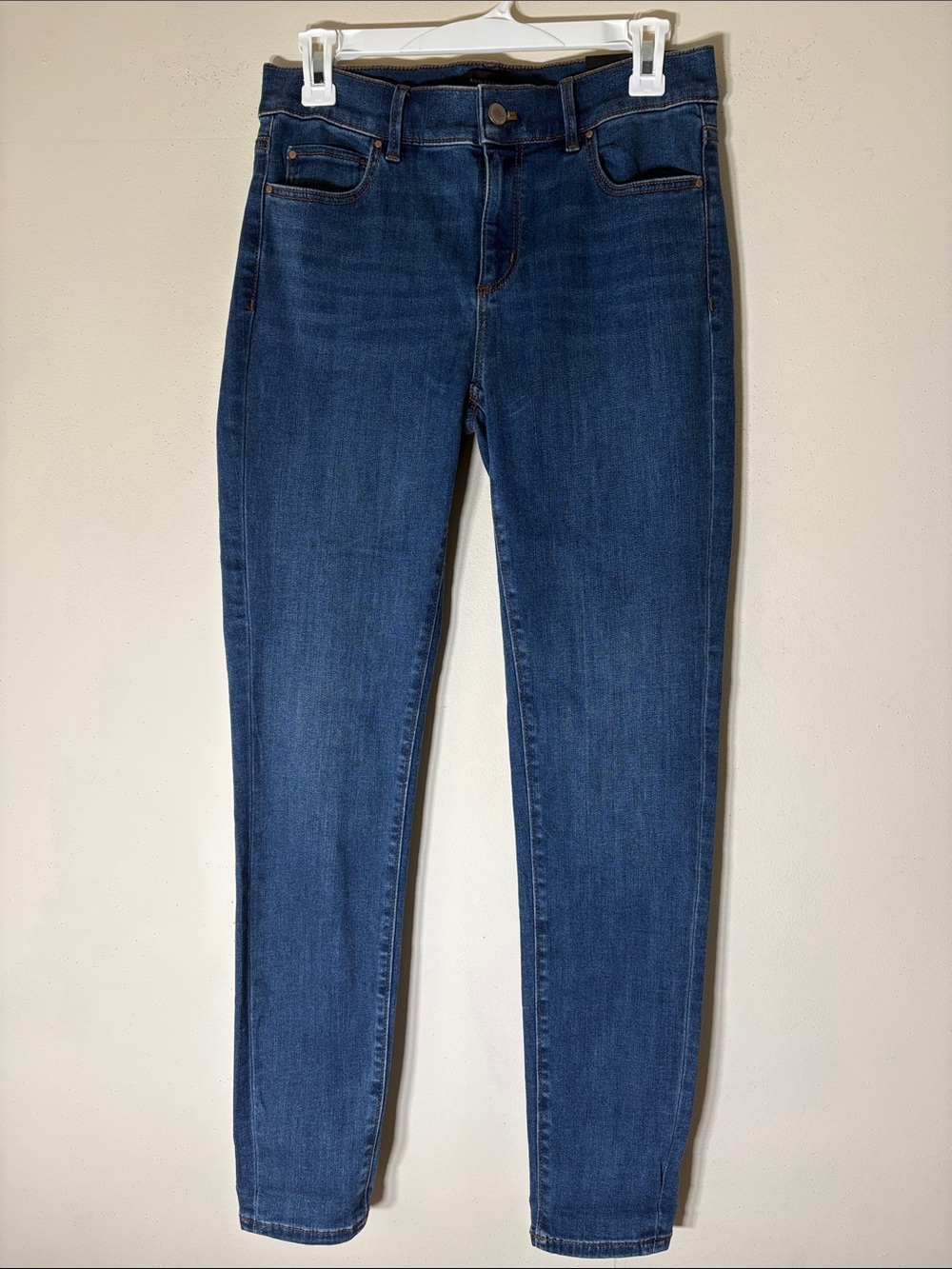 Ann Taylor Skinny Jeans in Dark Blue Wash